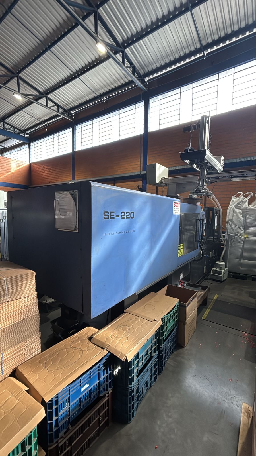 Injetora Sound 220 ton